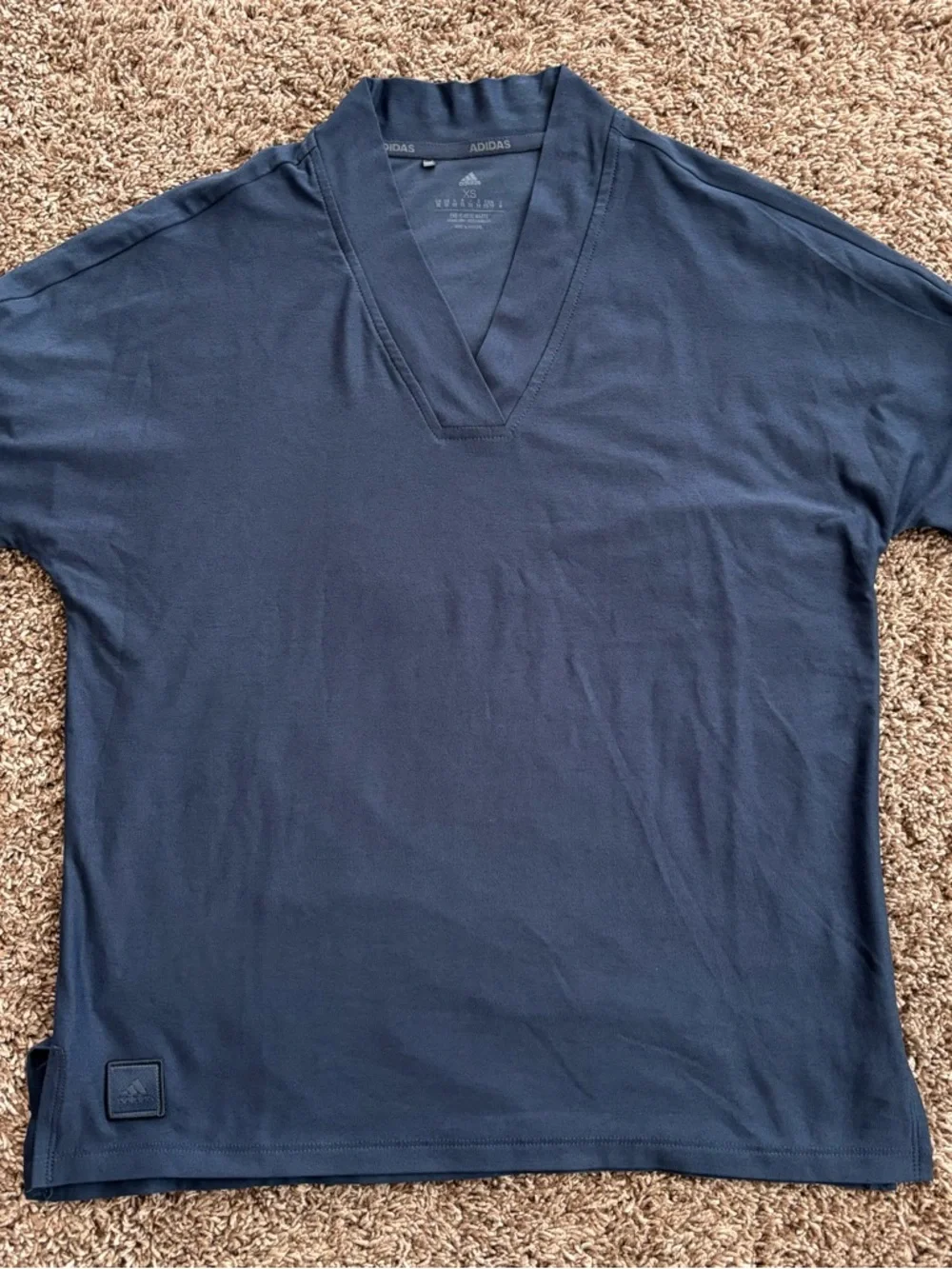 Adidas Minimalist V-Neck Performance Tee – XS - Picture 2 of 7